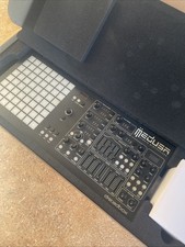 Polyend Dreadbox Medusa sintetizzatore ibrido come nuovo usato con scatola