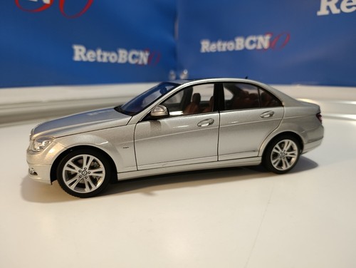 Autoart mercedes benz - -,