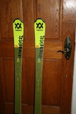 Sci VOLKL 124 cm RaceTiger SL