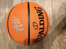 Pallacanestro firmato Trayce