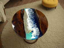 Tavolo in noce epossidico