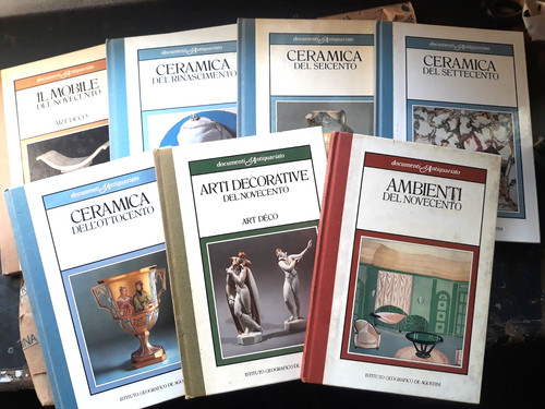 Lotto volumi documenti - in, 7