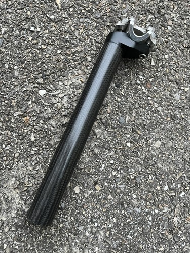 Nos carbon seatpost 2mm - 27.2mm, /