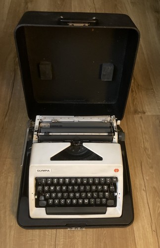 Macchina scrivere portatile - scrivere,