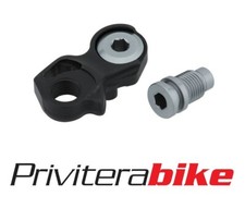 Gruppo asse di fissaggio per