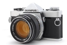 [Ecc+5] Olympus OM-1 corpo