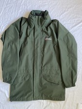 Giacca Berghaus, costosa, Gore-Tex, taglia small, verde, in ottime condizioni