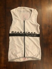 BRAKELESS SUMMER sleeveless