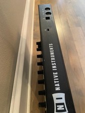 Native Instruments MK1