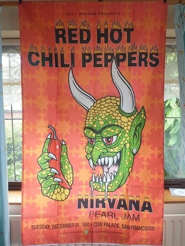 Red hot chili peppers san - red,