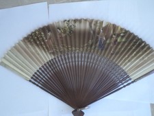 VECCHIO VENTAGLIO IN LEGNO E