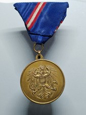 Ordine al merito, medaglia