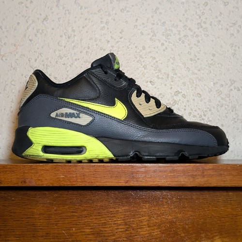 Nike air max essential volt - air,