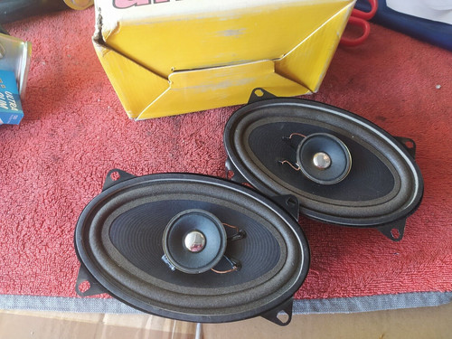 Coppia casse altoparlanti - casse,
