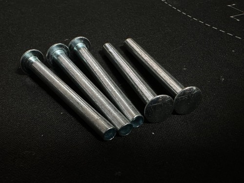 Spilla cerniera tremolo bigsby - spilla,