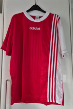 T-shirt calcio Adidas rossa e