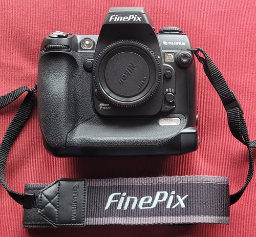 Fuji fujifilm finepix pro - fuji,