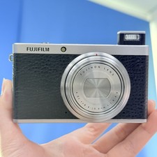 Fujifilm XF1 Compact Digital