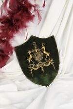 Portachiavi Antico Honor in Ottone con base in Velluto e Passamaneria decorativa