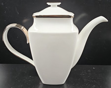 Lenox Solitaire Set Coperchio Caffettiera Quadrato Bianco Elegante Dimensione Bordo Platino