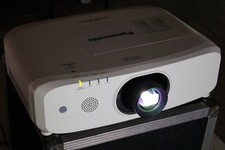 *Panasonic PT-EX590L+obiettivo
