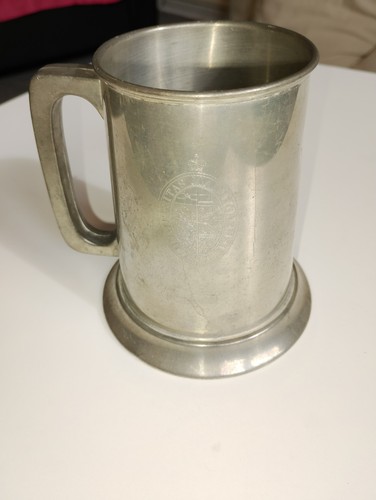 Tankard uni manitoba crest - tankard,