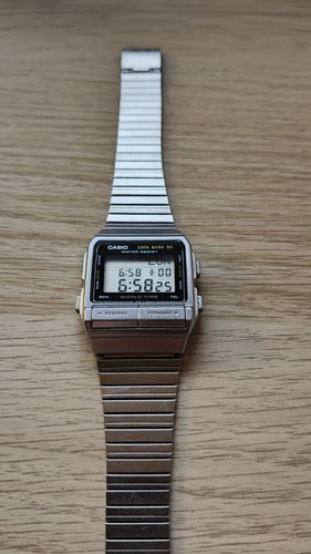 Casio data bank 520 - -,