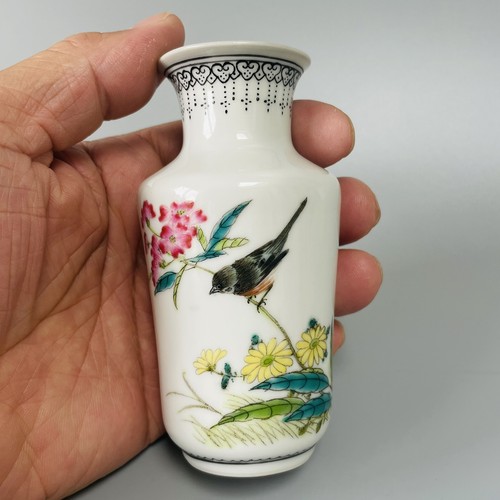 Vaso porcellana rosr famiglia - porcellana,