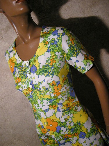 Chic vintage robe 1970 vtg - chic,