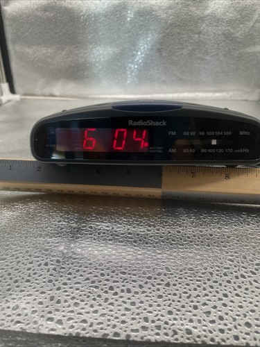 Radio shack 1630 - radio, sveglia