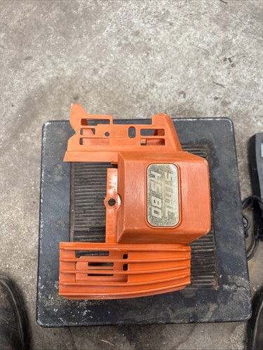 Coperchio motore tagliasiepi