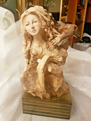 Busto opera arte creta - in,