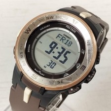 Orologio solare resistente CASIO PROTREK PRG-330GE Golden Eagle...