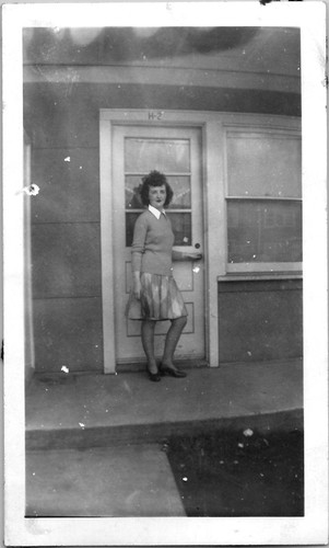 Sexy flirty donna con - con, gambe