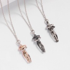 + Moda che abbraccia collana