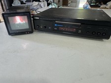 Yamaha DVD-S2300 Lettore