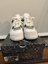 Jordan 4 retro militare nero