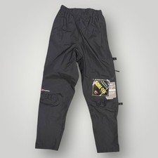 Pantaloni sopra impermeabili