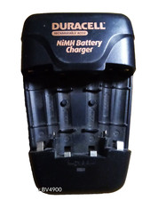 Caricabatteria Duracell CEF14N NiMH ricaricabile spina da parete testato