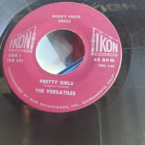 Versatiles pretty girlsdouble - versatiles:,