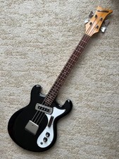 Raro basso in scala super