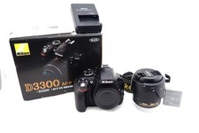Nikon D3300 con fotocamera