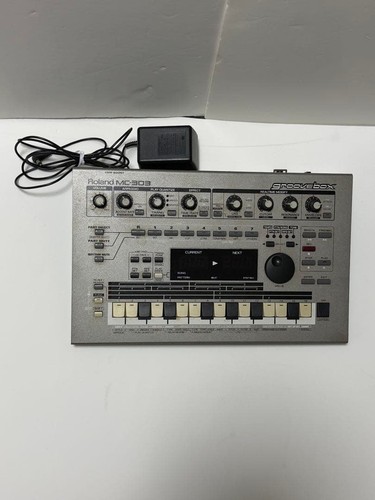 Roland 303 groovebox - roland,