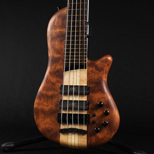 Warwick custom shop - warwick,