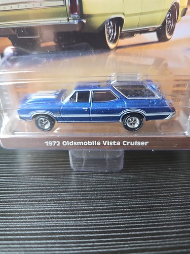 Greenlight station wagon blu