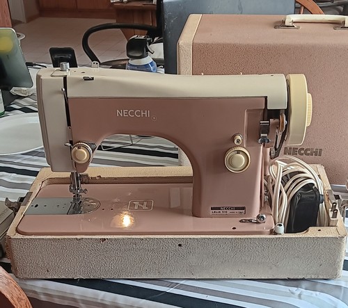 Vintage necchi lelia 515 - vintage,