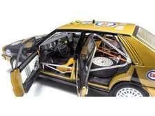 1/18 Lancia Delta HF 4WD #1