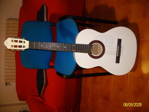 Chitarra classica eko - classica, bianca