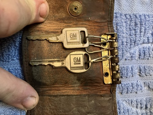 Buxton key tainer - buxton,