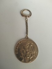 Portachiavi Moneta Commemorativa Coco Chanel Vintage Dorato
